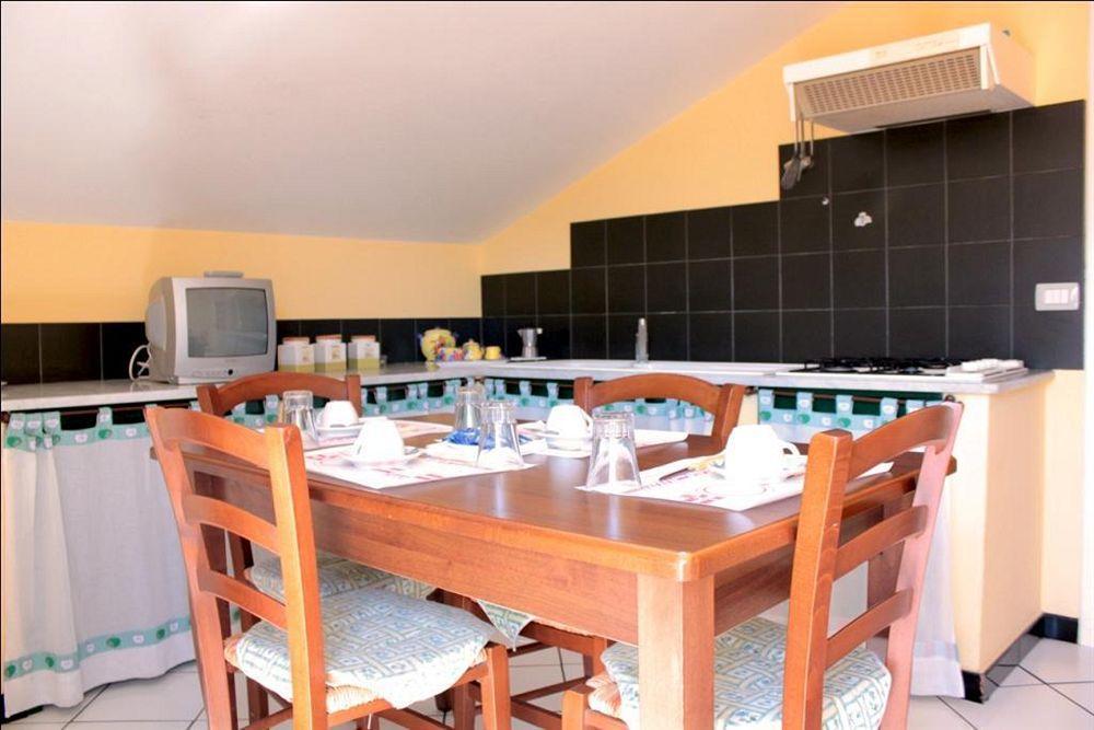 Ai Tre Parchi Bed And Bike Bed & Breakfast Randazzo Luaran gambar