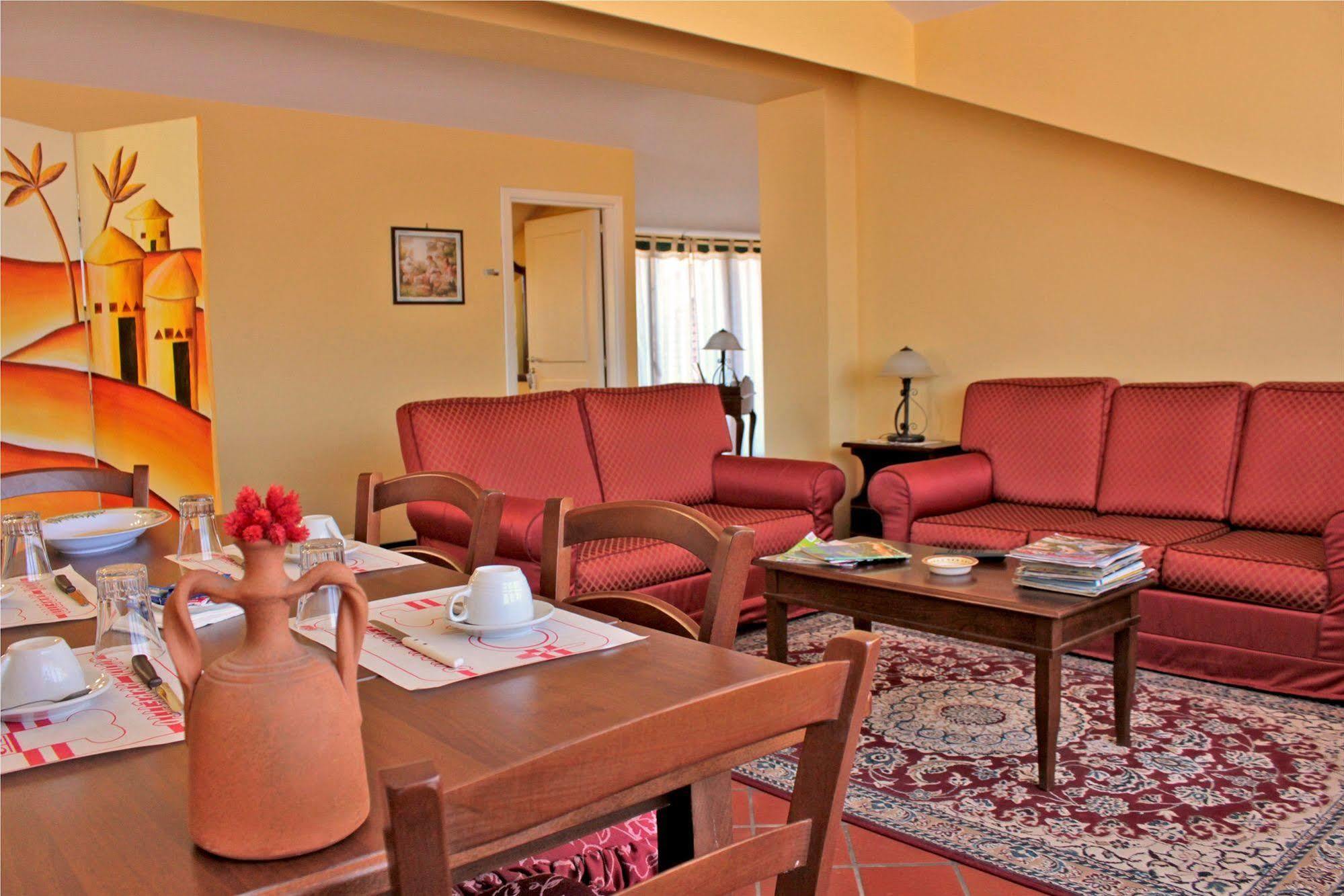 Ai Tre Parchi Bed And Bike Bed & Breakfast Randazzo Luaran gambar